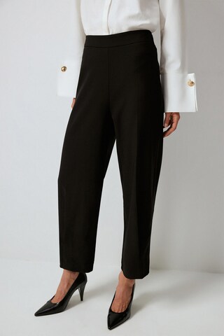 Touche Prive Regular Broek in Zwart: voorkant