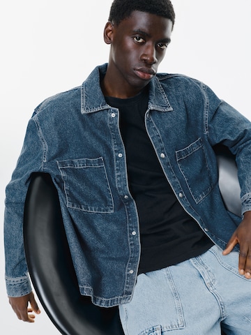 Veste mi-saison Pull&Bear en bleu