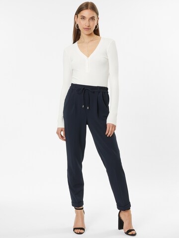 Dorothy Perkins Regular Pleat-front trousers in Blue