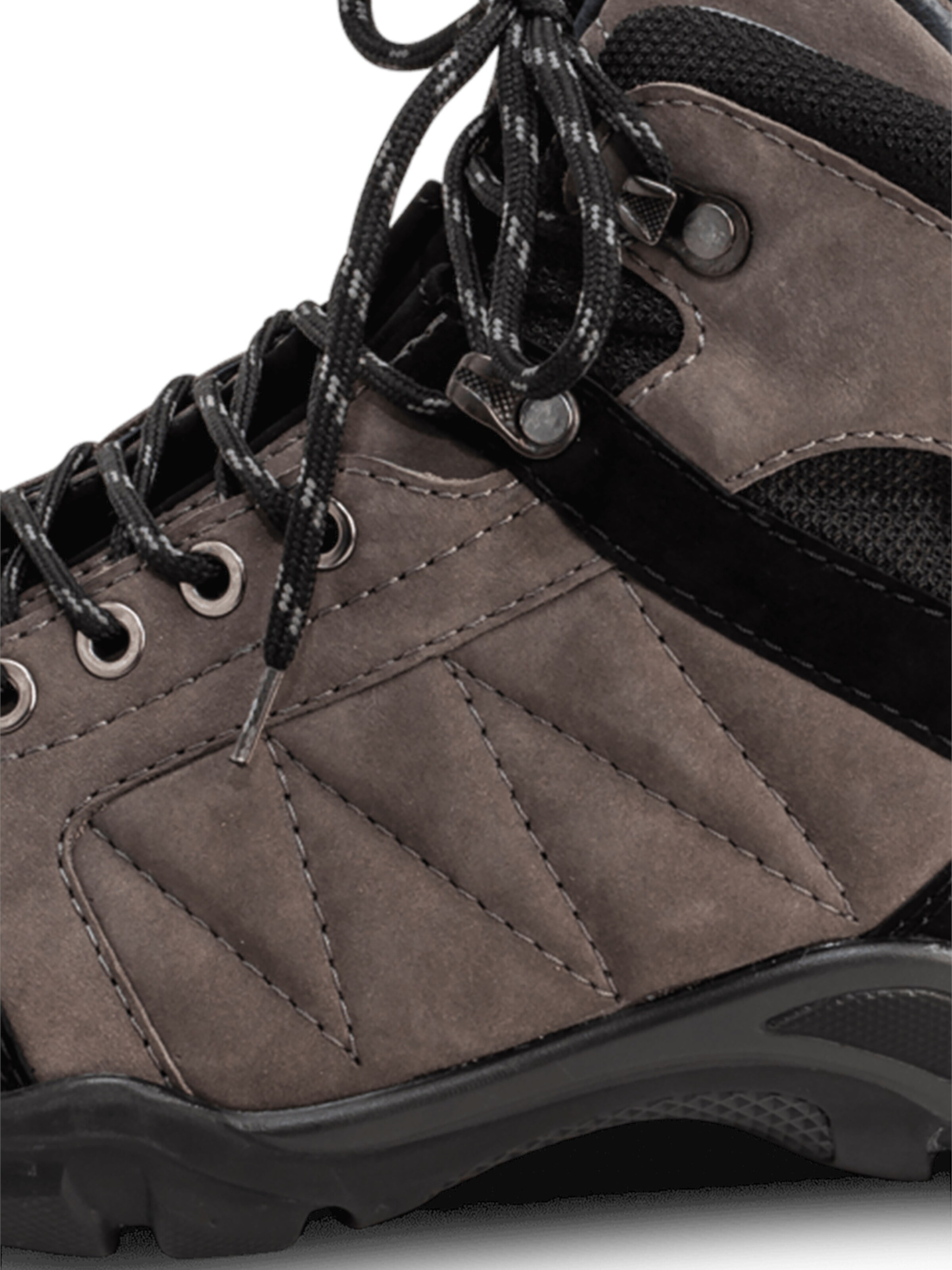 VITAFORM Boots in Black