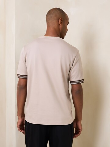 T-Shirt 'Premium' Next en gris