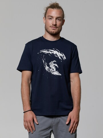 Watapparel Shirt ' Surfing Spaceman ' in Blauw: voorkant