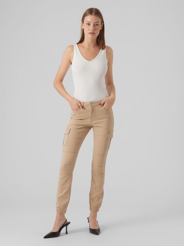 VERO MODA Slimfit Cargojeans in Beige