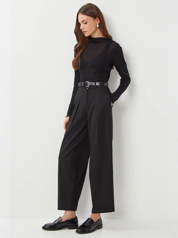 Happiness İstanbul Barrel Pleat-front trousers in Black