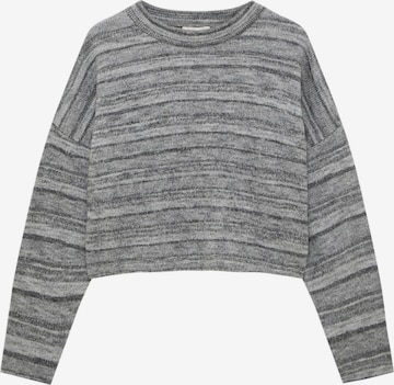 Pull&Bear Sweater in Grey: front