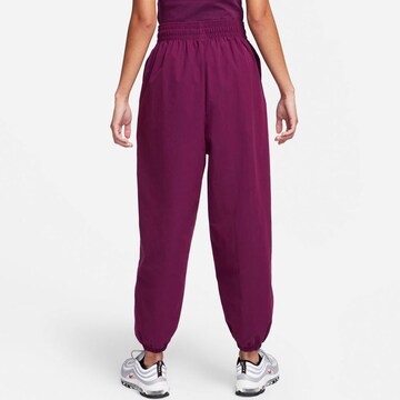 Nike Sportswear Zúžený strih Nohavice - fialová