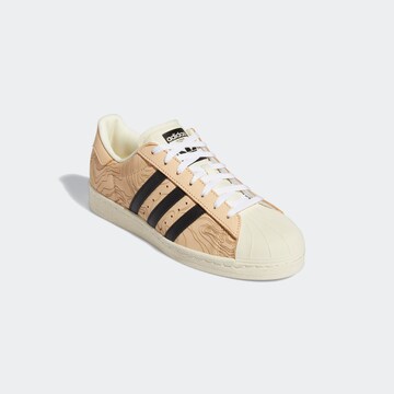 ADIDAS ORIGINALS - Sapatilhas baixas 'Superstar 82' em bege