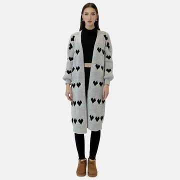 Cappotto in maglia di Elara in grigio: frontale