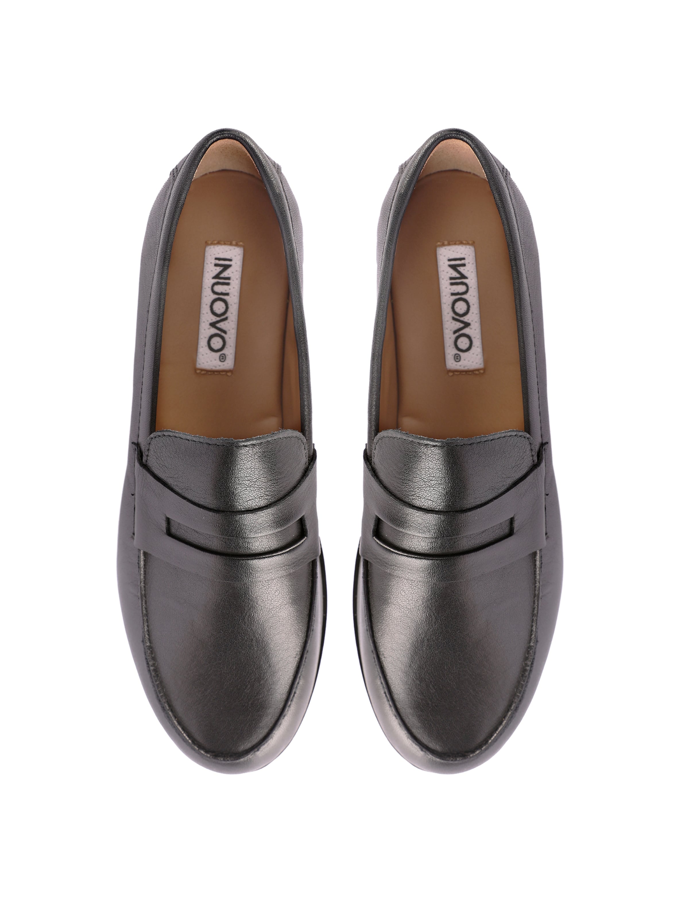 Chaussure basse INUOVO en noir