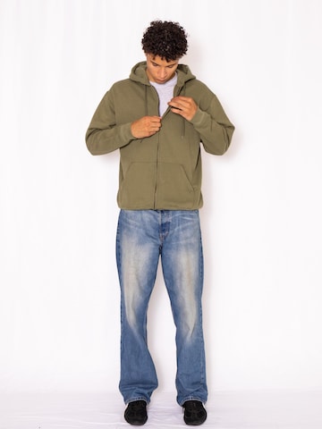 Giacca di felpa 'Zip Hoodie' di FRUIT OF THE LOOM in verde