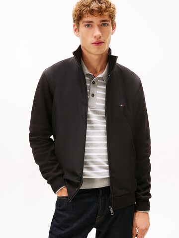 Veste de survêtement 'Essential' TOMMY HILFIGER en noir : devant