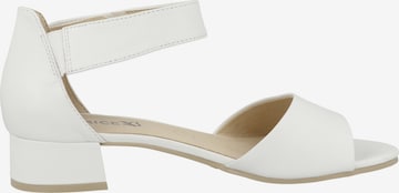 CAPRICE Sandal in White