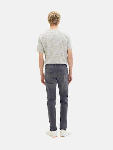 TOM TAILOR DENIM Slimfit Jeans i grå