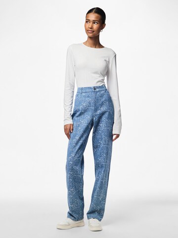 PIECES Loosefit Jeans 'Rosa' i blå