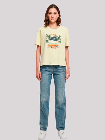 F2 T-Shirt 'Be Happy And Surf Bulli Sommer' in Gelb