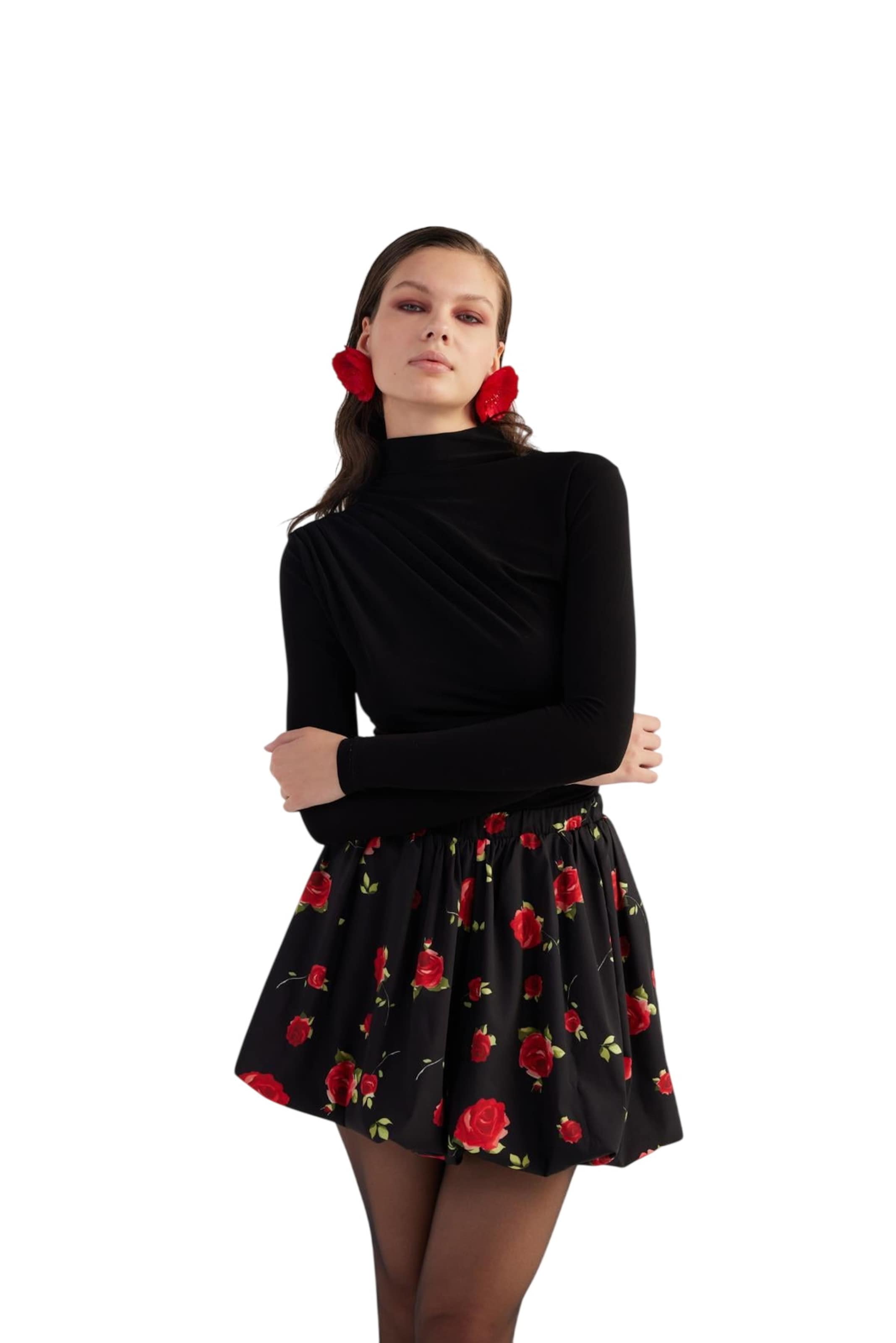 HOLLY LOLLY Sukně – černá: přední strana