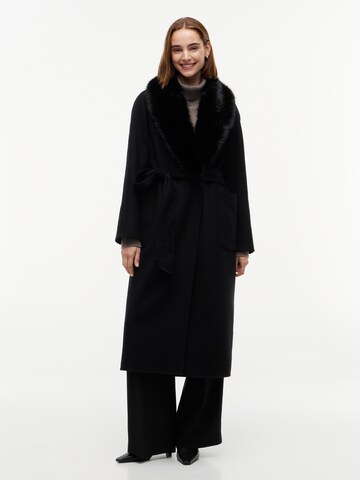 TOMMY HILFIGER Mantel in Schwarz: Vorderseite