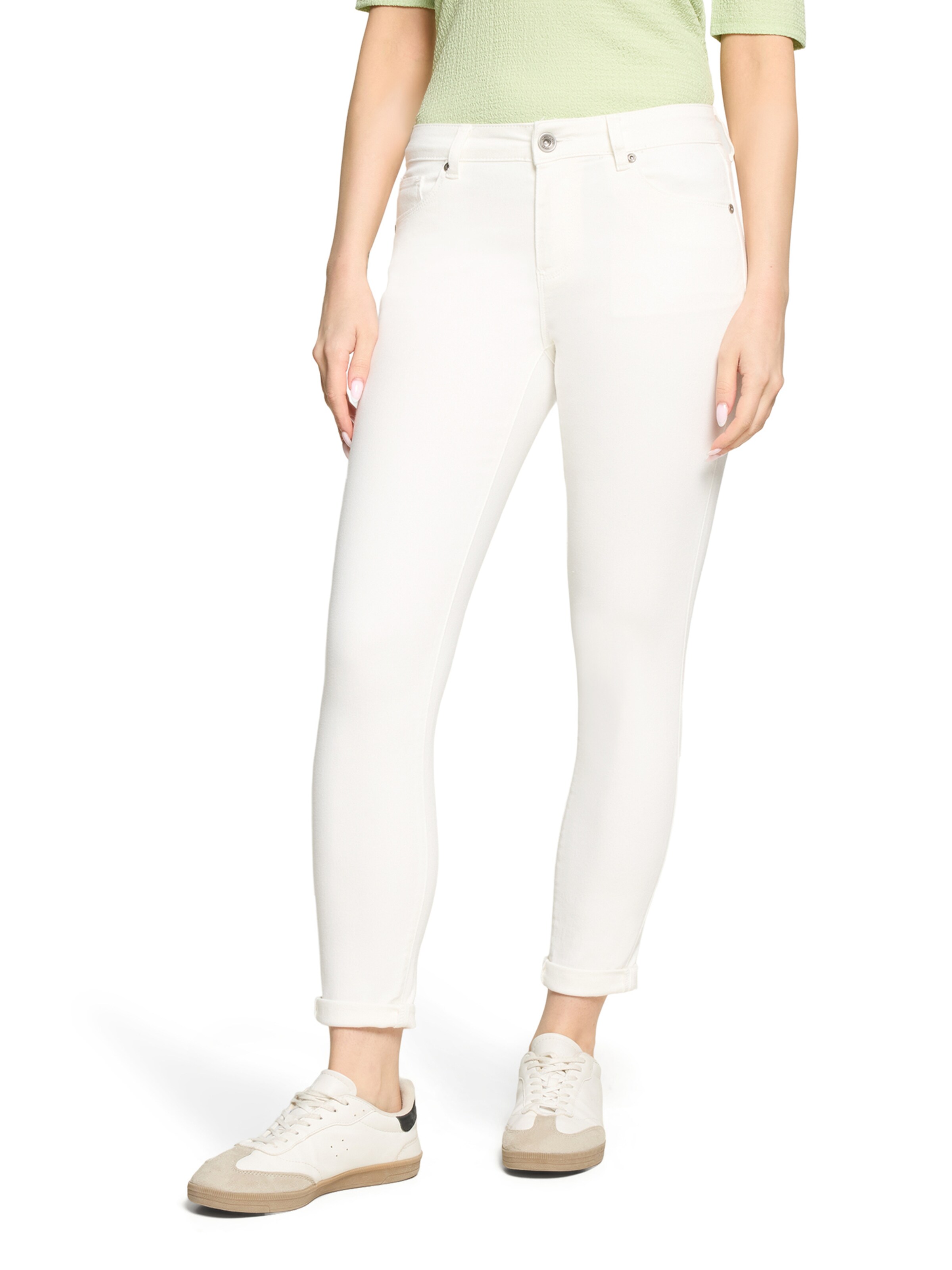 Coupe slim Jean Betty Barclay en blanc : devant
