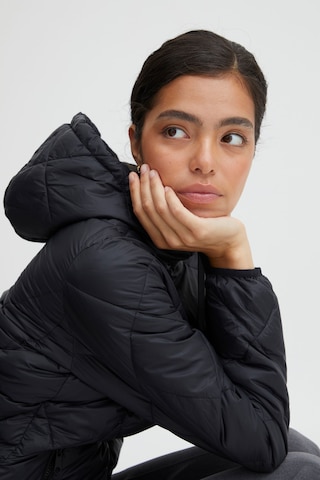 b.young Steppjacke BYAMALLA in Schwarz