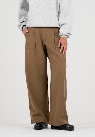 Wide leg Pantaloni con pieghe di Prohibited in marrone