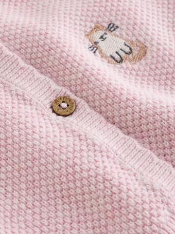 Next Set in Pink