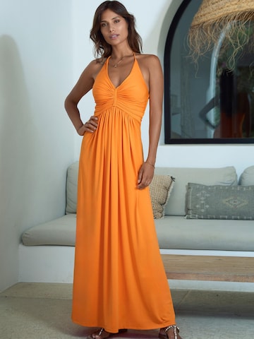 Chic by Lirette Jurk in Oranje