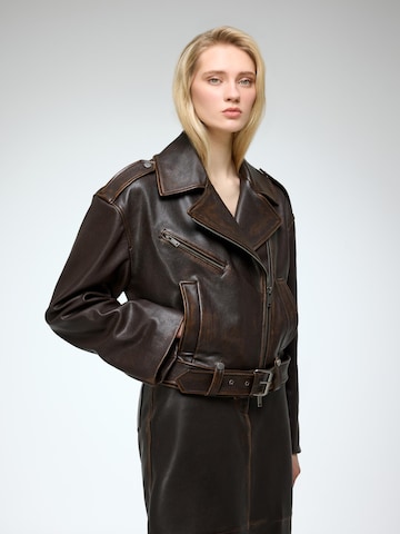V S P Winterjacke 'Anya' in Braun