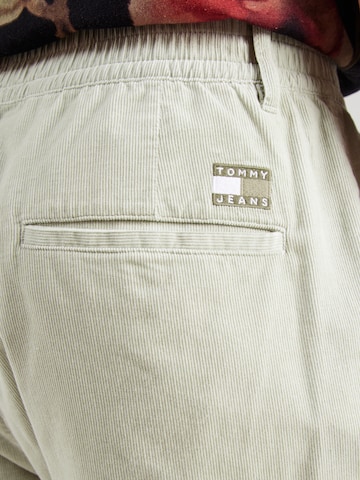 Tommy Jeans Tapered Hose 'ISAAC' in Grün