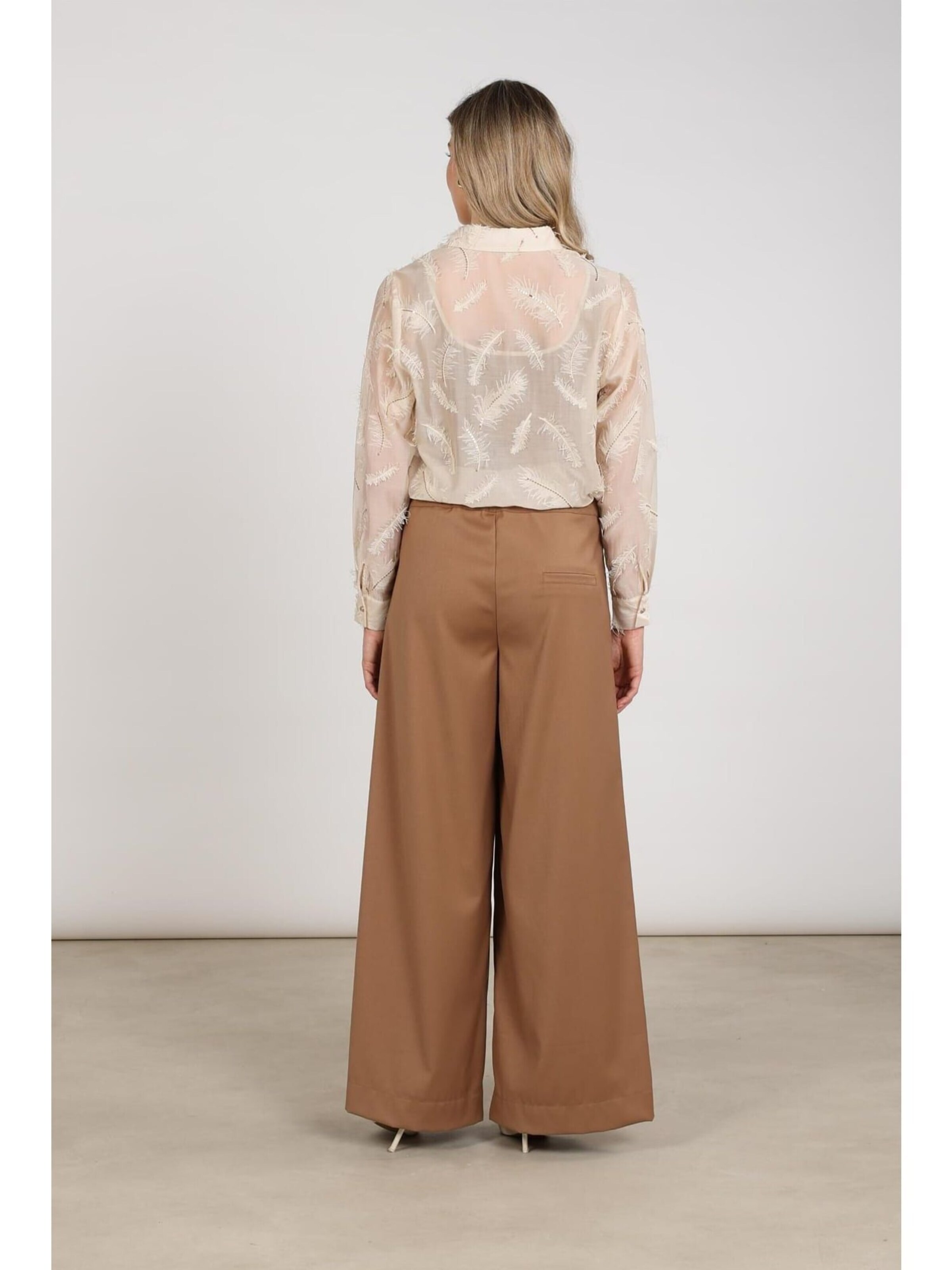 nukus Blouse in Beige