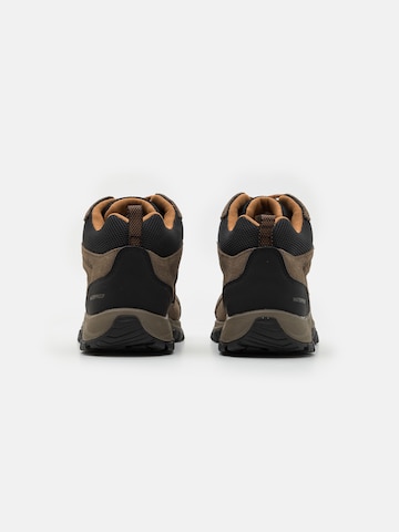 COLUMBIA Boots 'REDMOND™ III' σε καφέ: πίσω