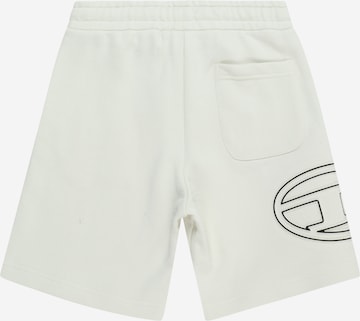DIESEL Regular Shorts in Weiß