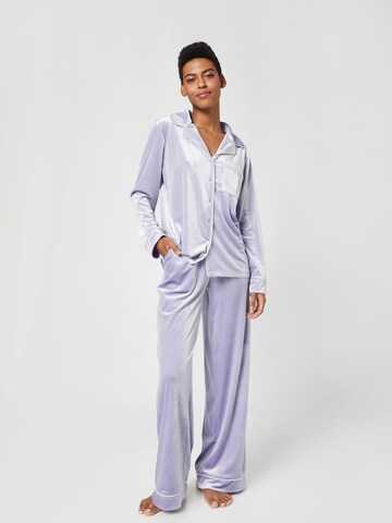 florence by mills exclusive for ABOUT YOU Pyjama 'Lotti' in Lila: predná strana