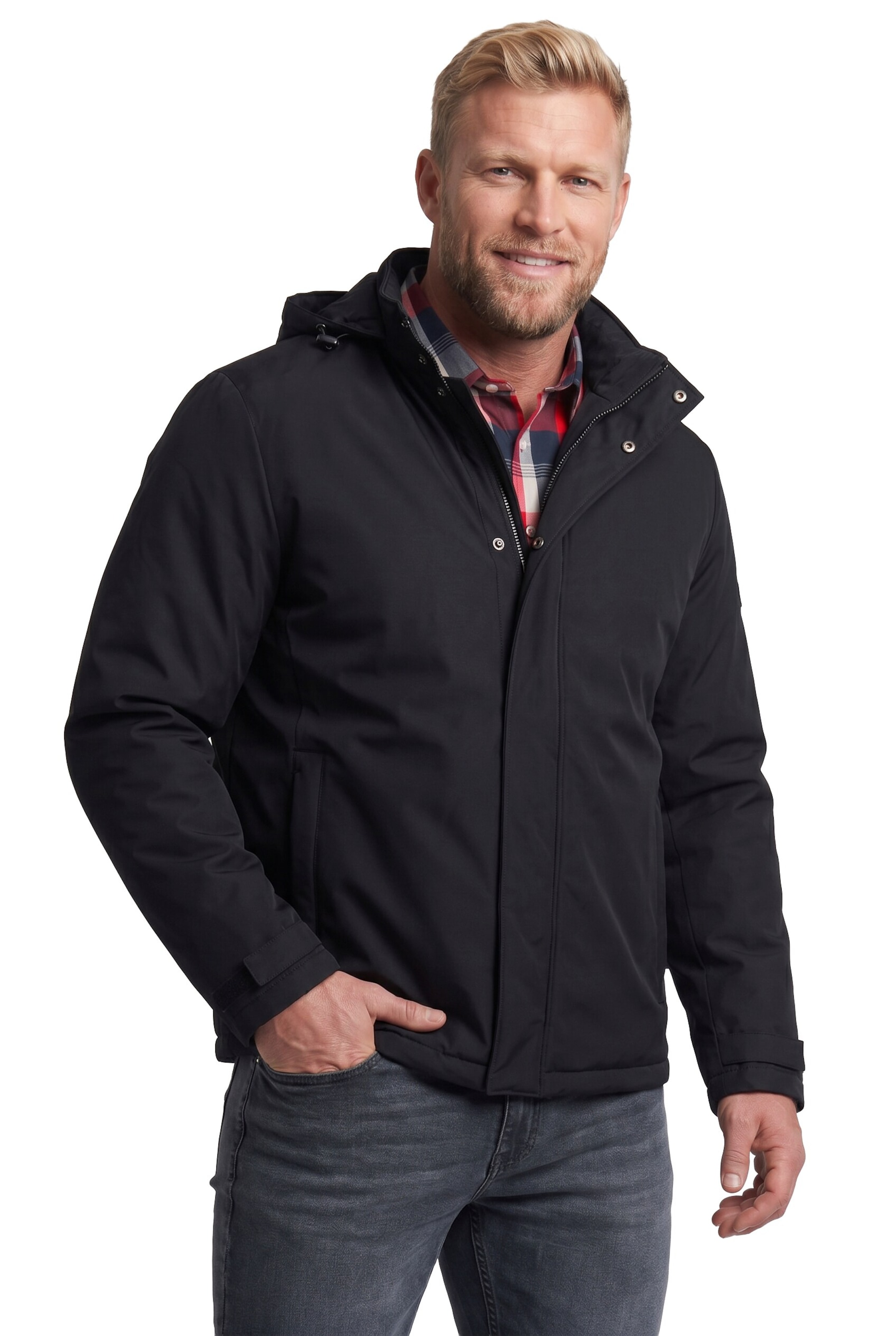 Men Plus Jacke in Schwarz: Vorderseite