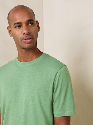 T-Shirt Next en vert