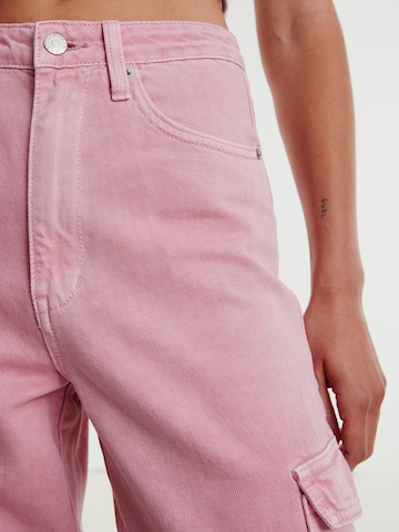 Wide leg Jeans cargo 'Nalu' di EDITED in lilla