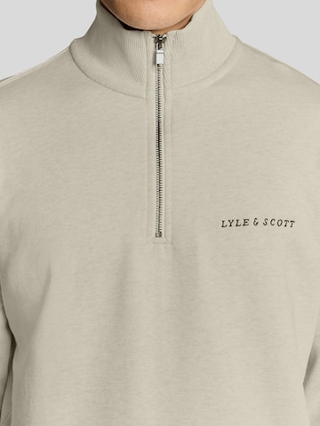 Lyle & Scott Sweatshirt in Beige
