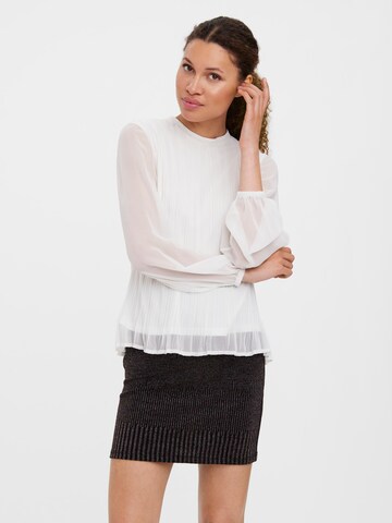 VERO MODA Blouse 'Klasi' in Wit: voorkant