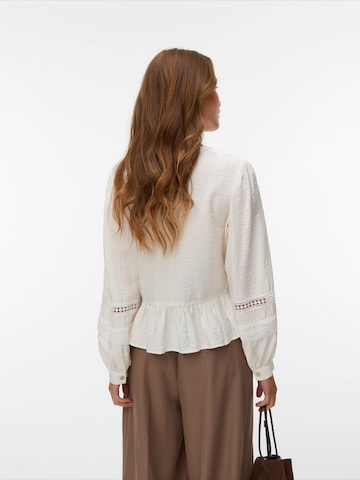 Chemisier VERO MODA en blanc