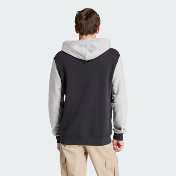 ADIDAS SPORTSWEAR Sport sweatshirt 'Essentials' i grå