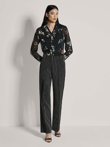 MADELEINE Wide leg Trousers with creases in Black
