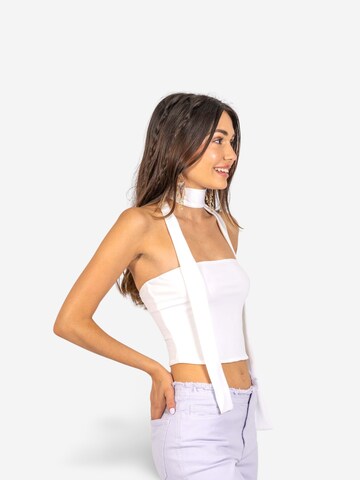 THE-ARE Top in White: front