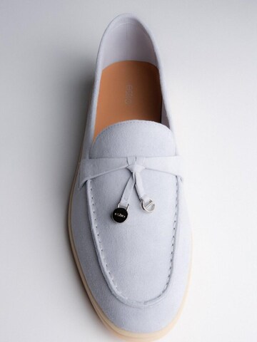 Estro Moccasin '935-2' in Blue