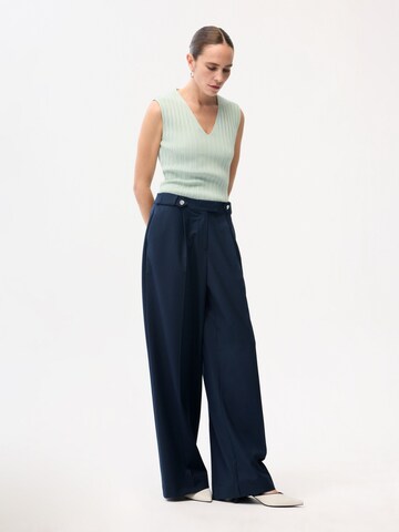 adl Wide leg Trousers in Blue