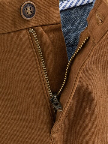 Next Slimfit Broek in Bruin