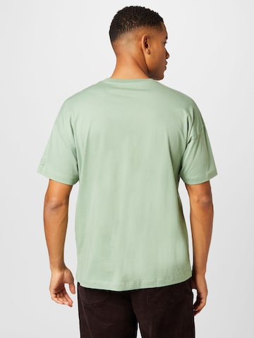 WESTMARK LONDON Koszulka 'Essentials' w kolorze zielony