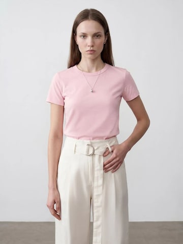 Dilvin Shirt in Pink: front