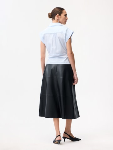 adl Blouse in Blauw