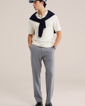 WE Fashion regular Bukser i grå