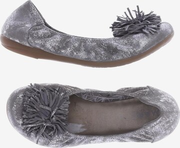 Marc Shoes Flats & Loafers in 37 in Grey: front