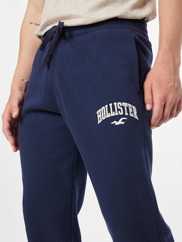 HOLLISTER Tapered Trousers in Blue